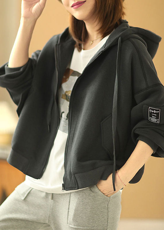 Effortlessly Elegant Jacket with a Timeless Design