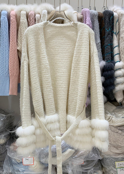 Effortlessly Elegant Cardigan with a Timeless Design