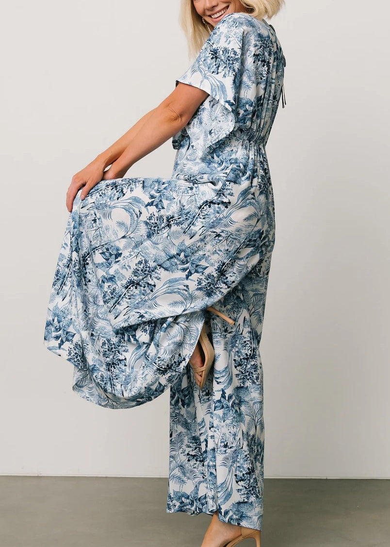 Beautifully Finished Garment in a Timeless Design