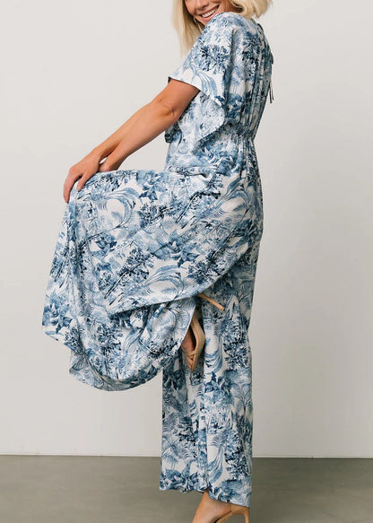 Beautifully Finished Garment in a Timeless Design