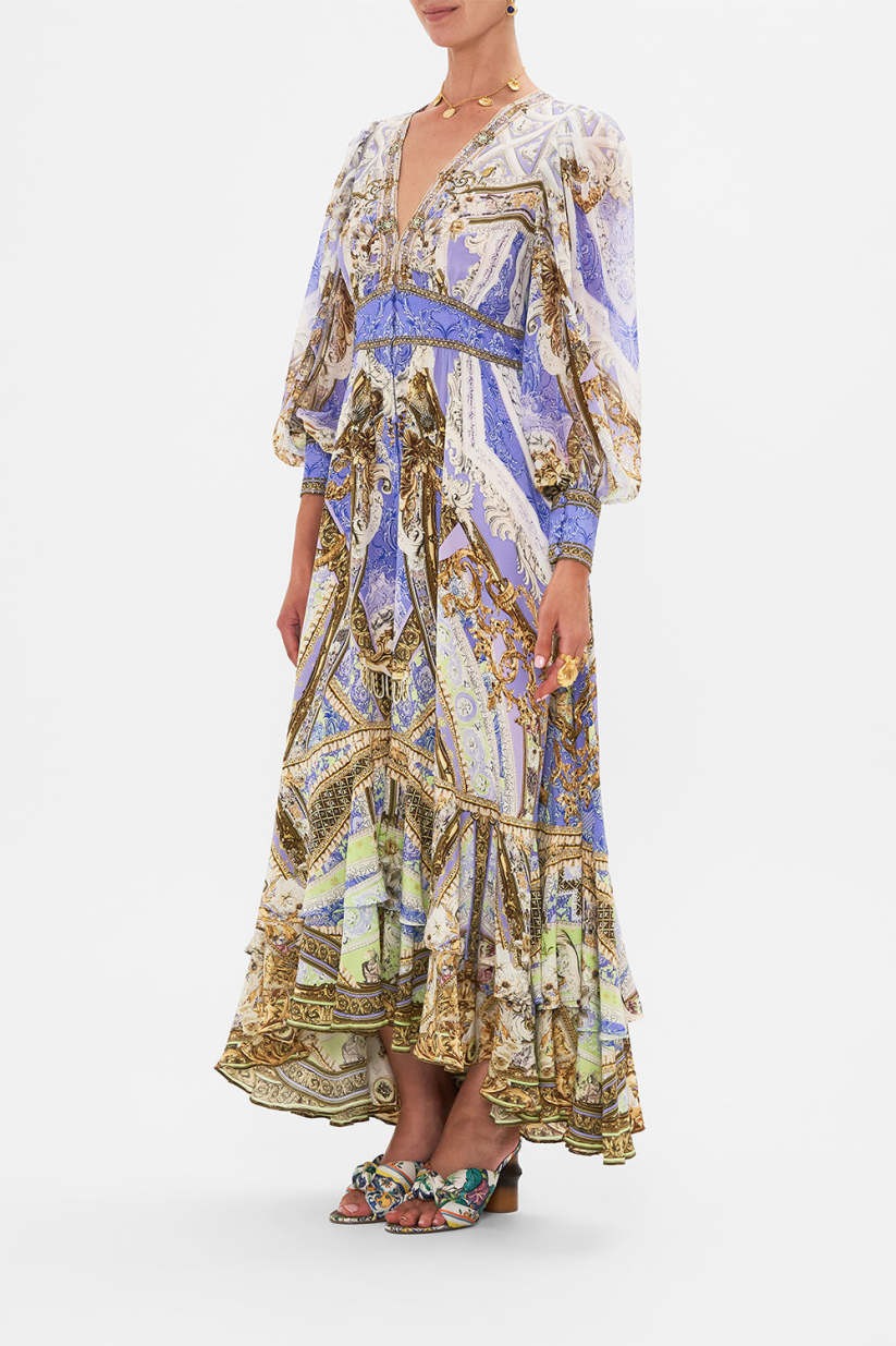 Gracefully Styled Dress for Any Occasion
