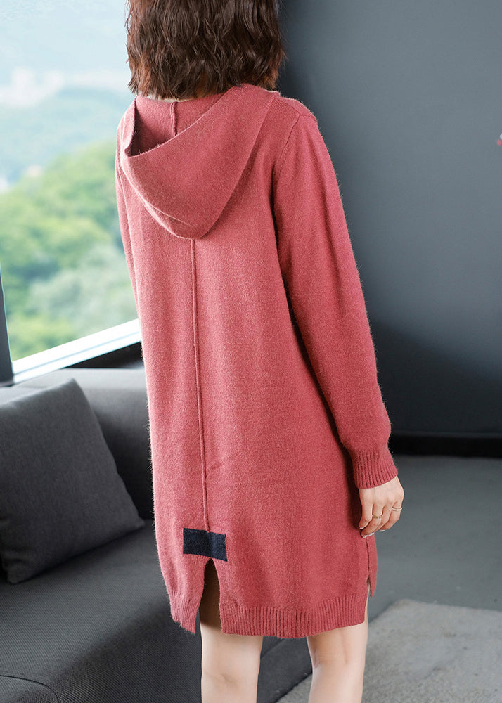 Well Tailored Sweater with a Graceful Silhouette