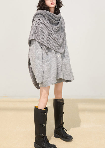 Classic Vintage Cardigan with a Flattering Fit