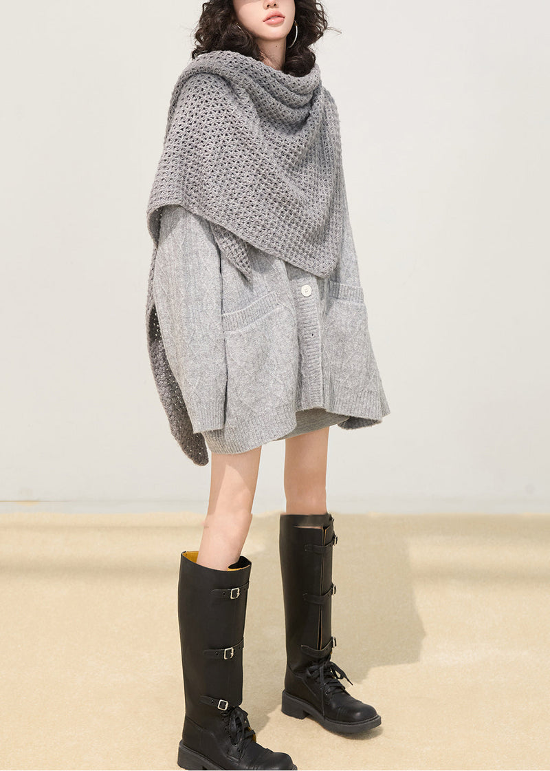 Classic Vintage Cardigan with a Flattering Fit