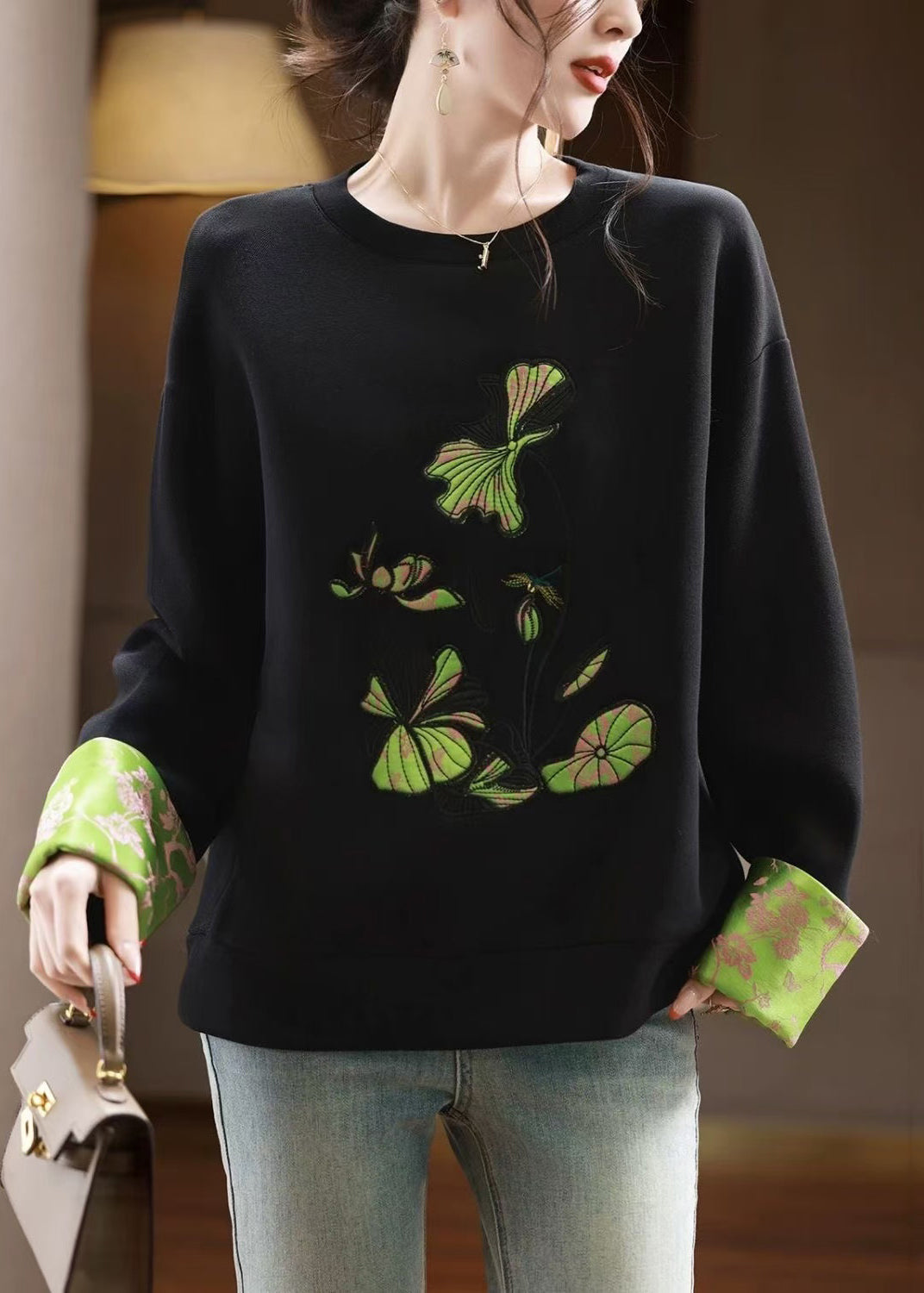 Elegantly Styled Shirt for Everyday Wear