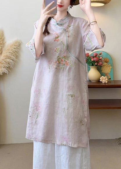 Beautifully Crafted Blouse in a Classic Style