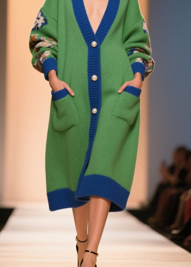 Classic Vintage Coat with a Flattering Fit