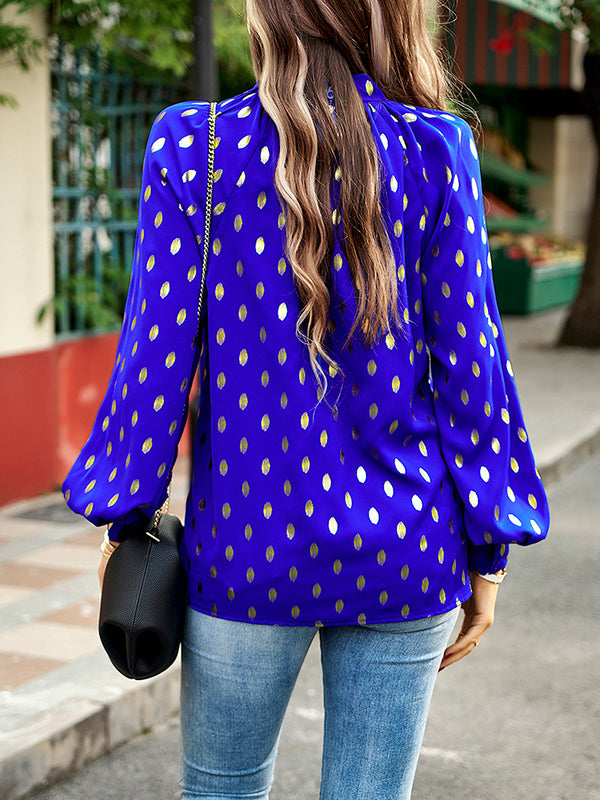 Sophisticated Blouse with a Clean Classic Look