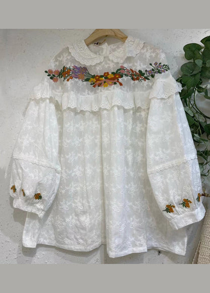 Classic Vintage Shirt with a Flattering Fit