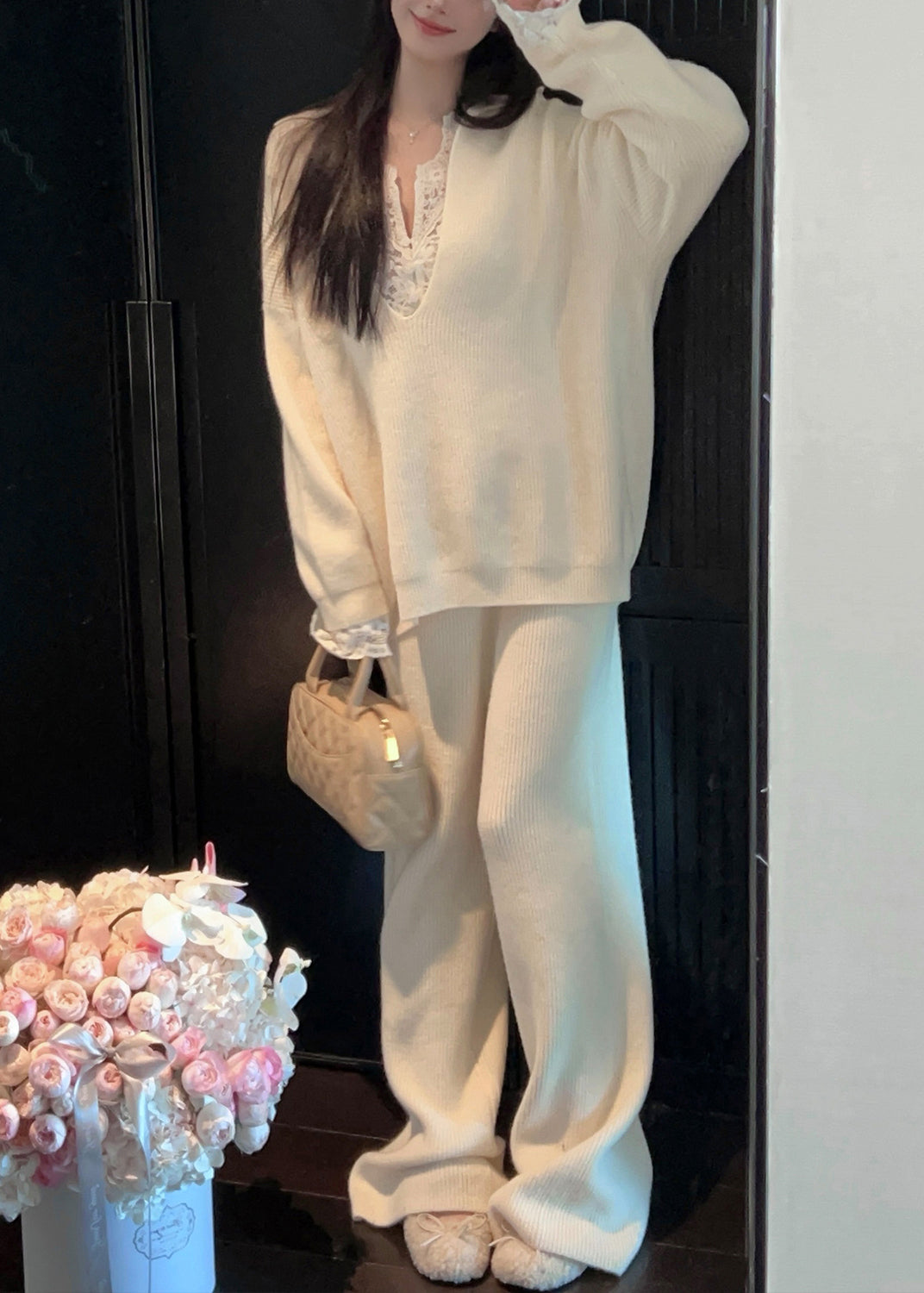 Classic Vintage Sweater with a Flattering Fit