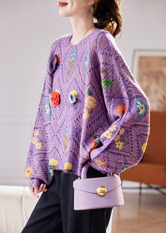 Well Tailored Sweater with a Graceful Silhouette