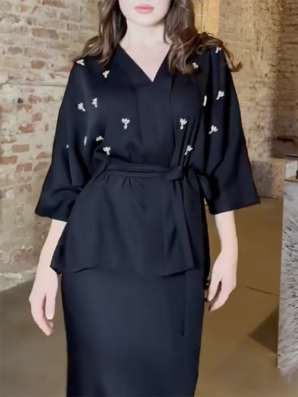 Elegantly Styled Blouse for Everyday Wear