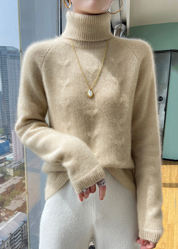 Beautifully Crafted Sweater in a Classic Style