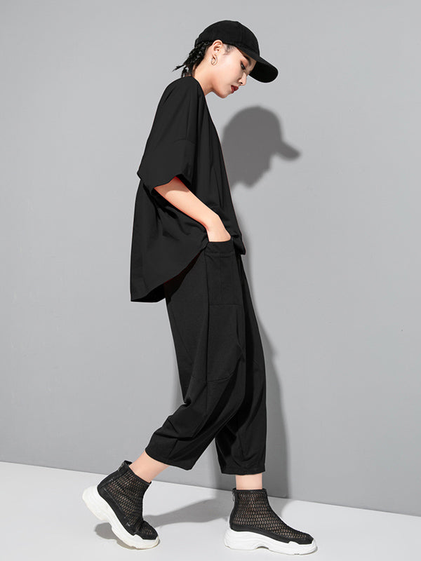 Beautifully Crafted T-Shirt in a Classic Style