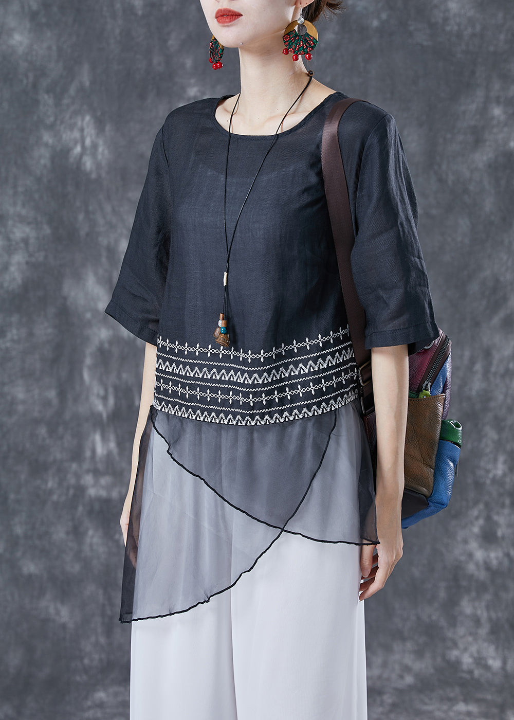 Effortlessly Elegant Top with a Timeless Design