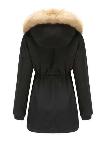 Effortlessly Elegant Coat with a Timeless Design