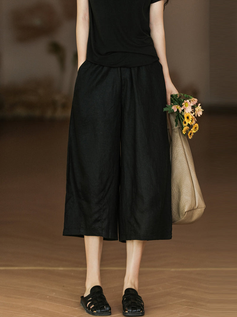 Effortlessly Elegant Pants with a Timeless Design
