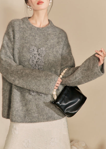 Classic Vintage Sweater with a Flattering Fit