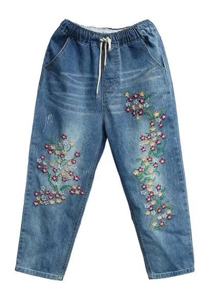Elegantly Styled Pants for Everyday Wear