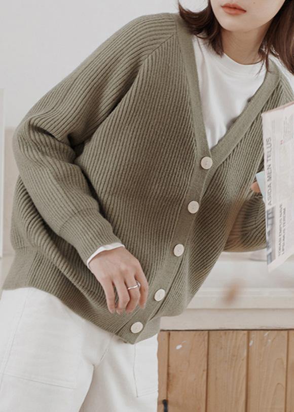 Gracefully Styled Jacket for Any Occasion