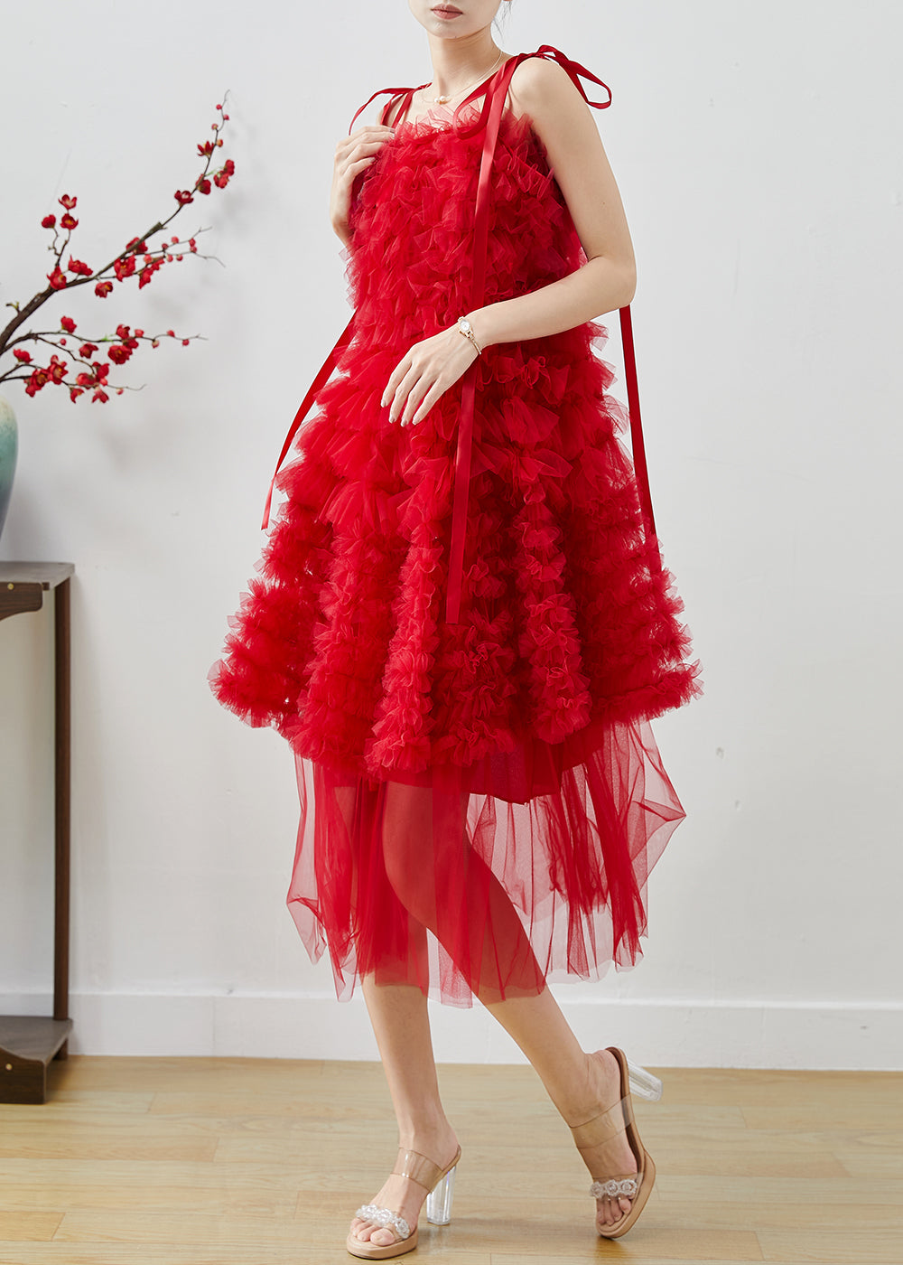 Beautifully Crafted Dress in a Classic Style