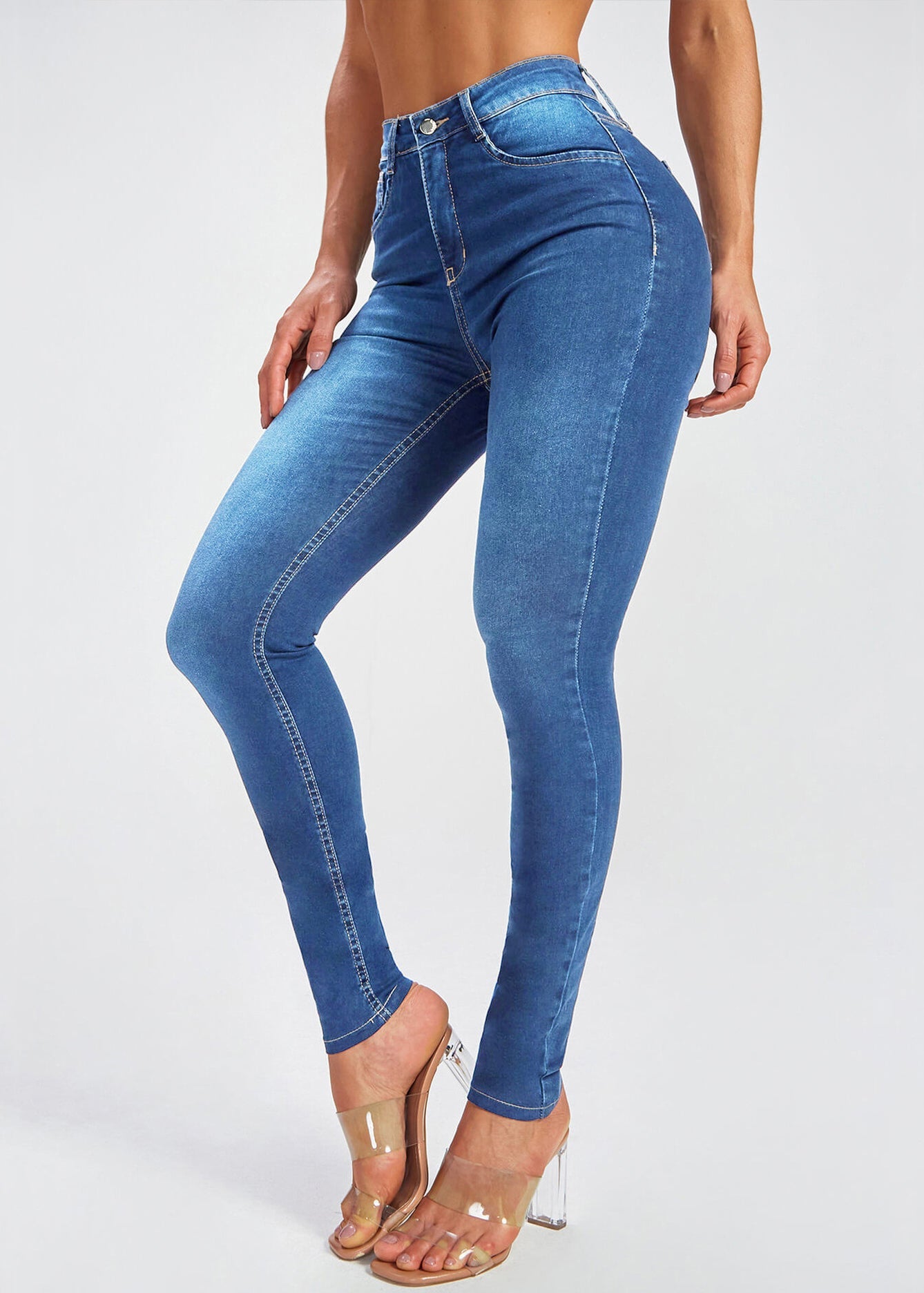 Classic Vintage Pants with a Flattering Fit