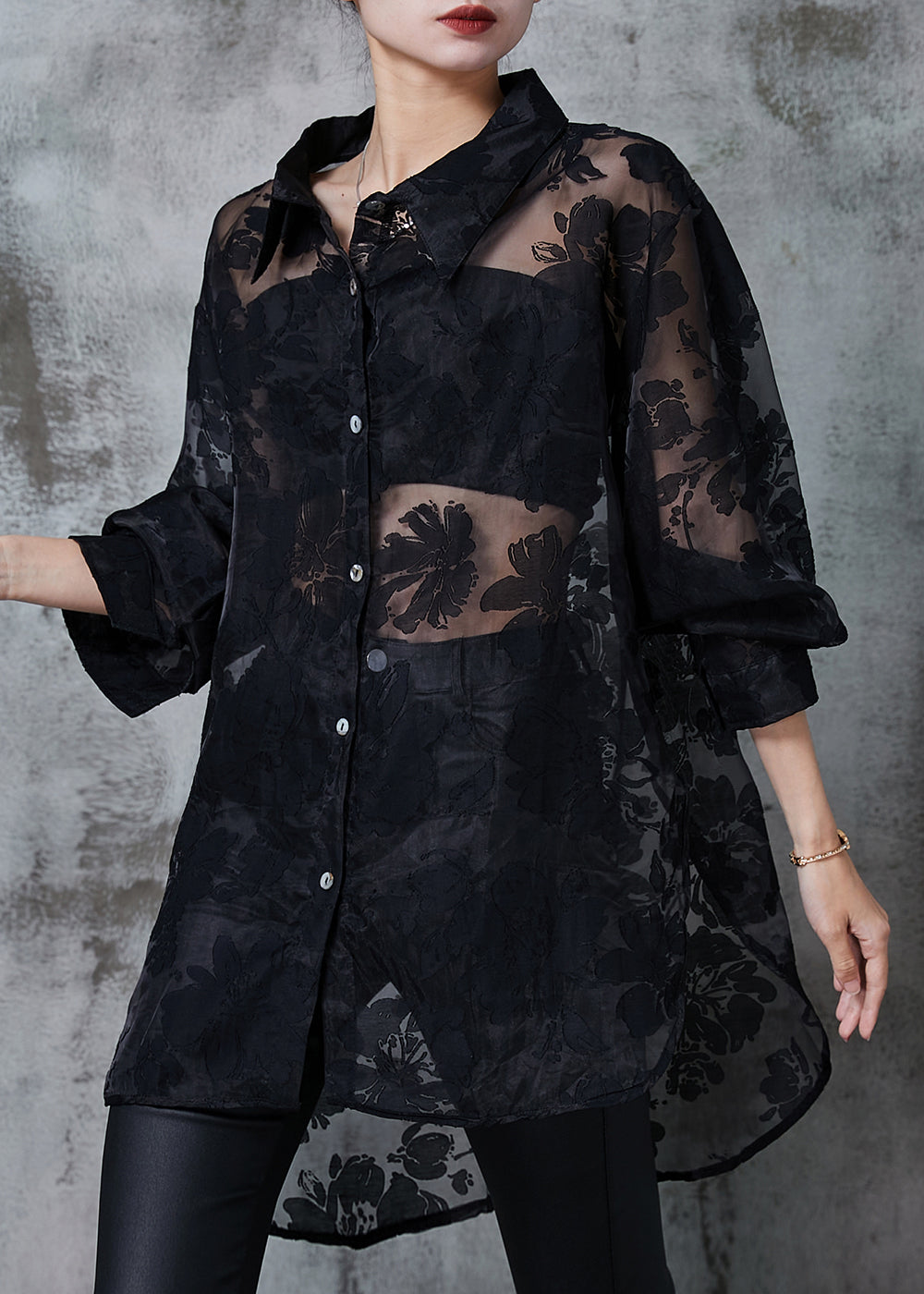 Beautifully Finished Shirt in a Timeless Design