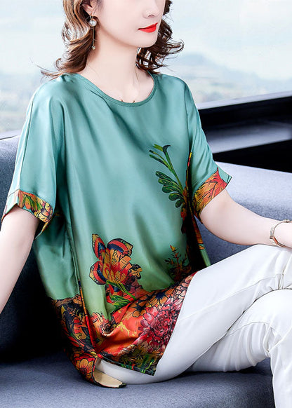 Sophisticated Top with a Clean Classic Look
