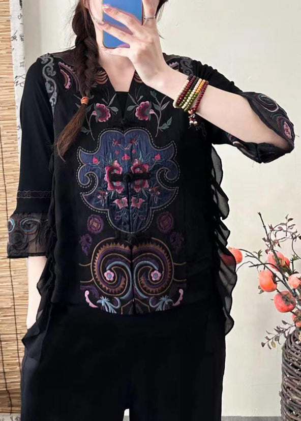 Elegantly Styled Coat for Everyday Wear