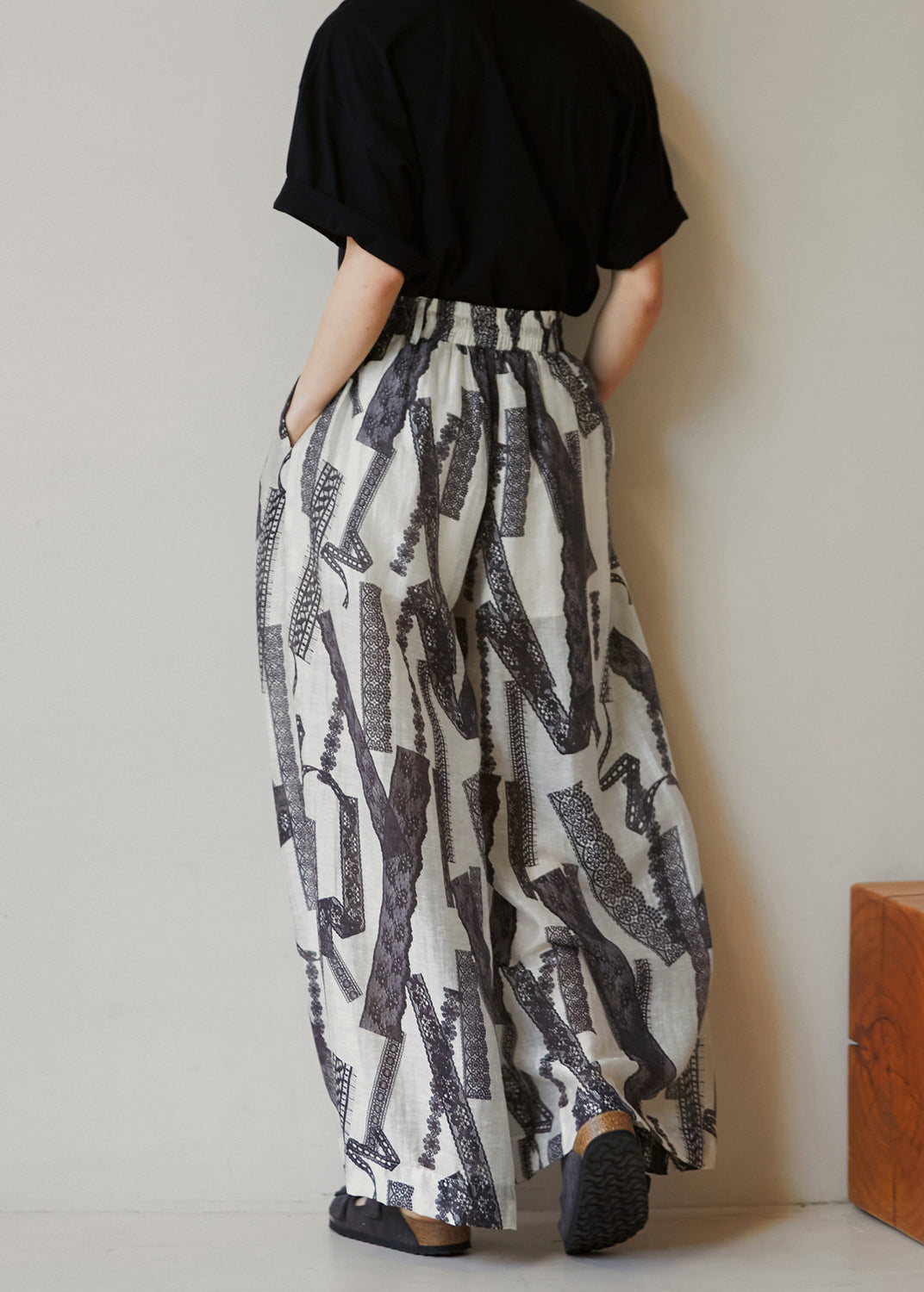 Classic Vintage Pants with a Flattering Fit