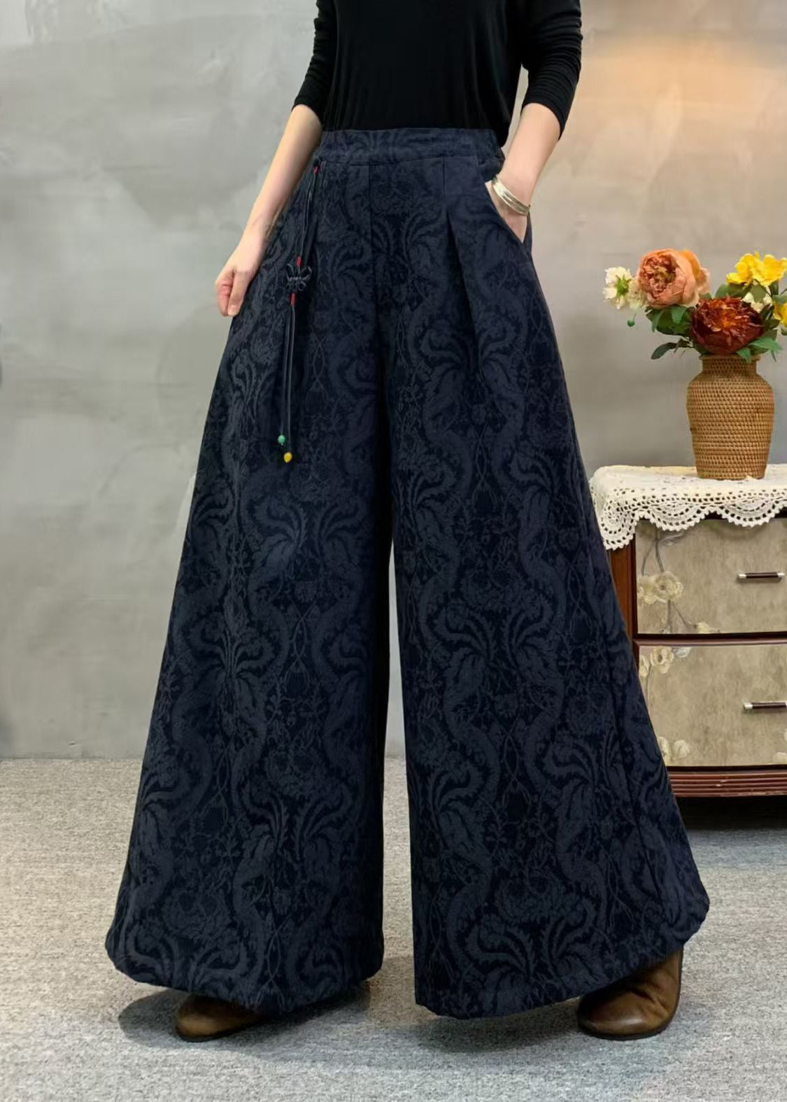 Sophisticated Pants with a Clean Classic Look