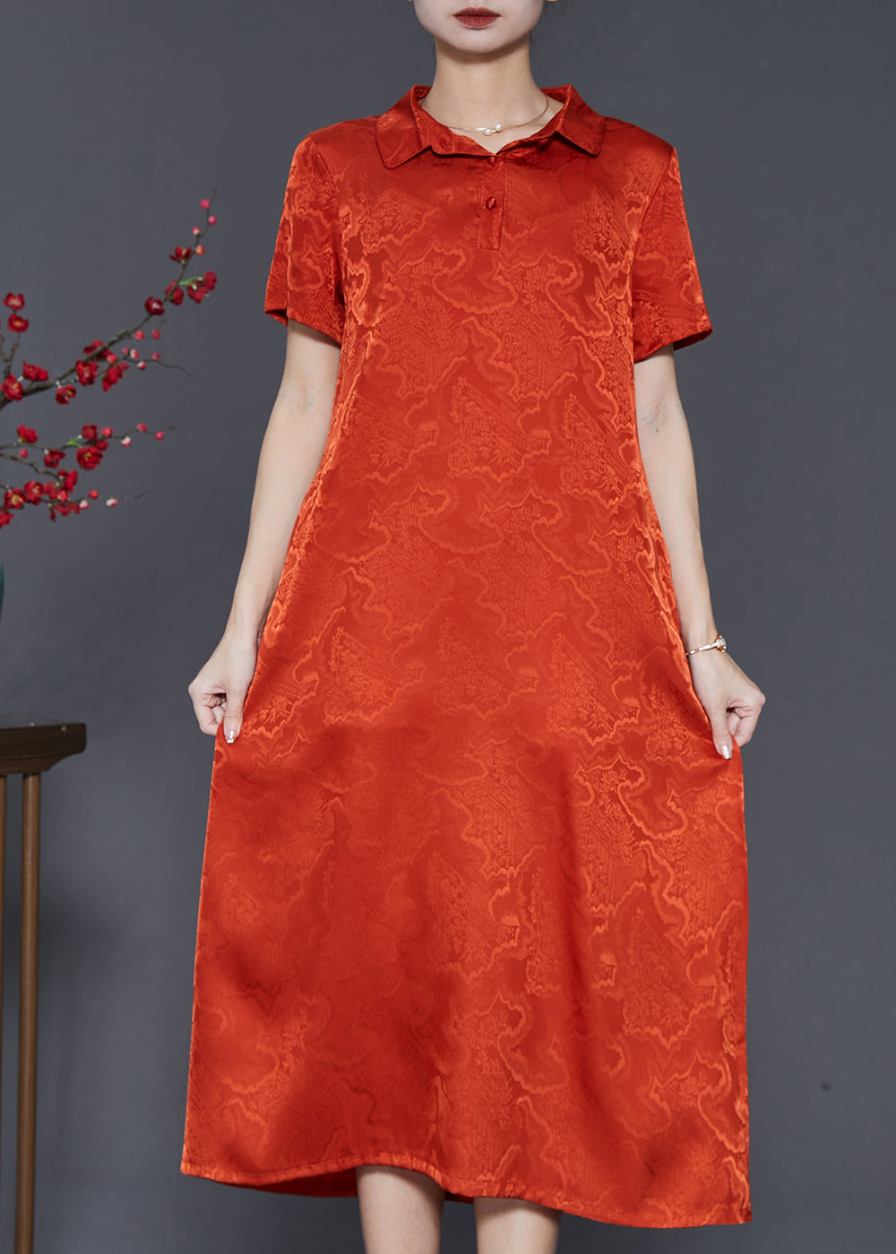 Beautifully Crafted Dress in a Classic Style