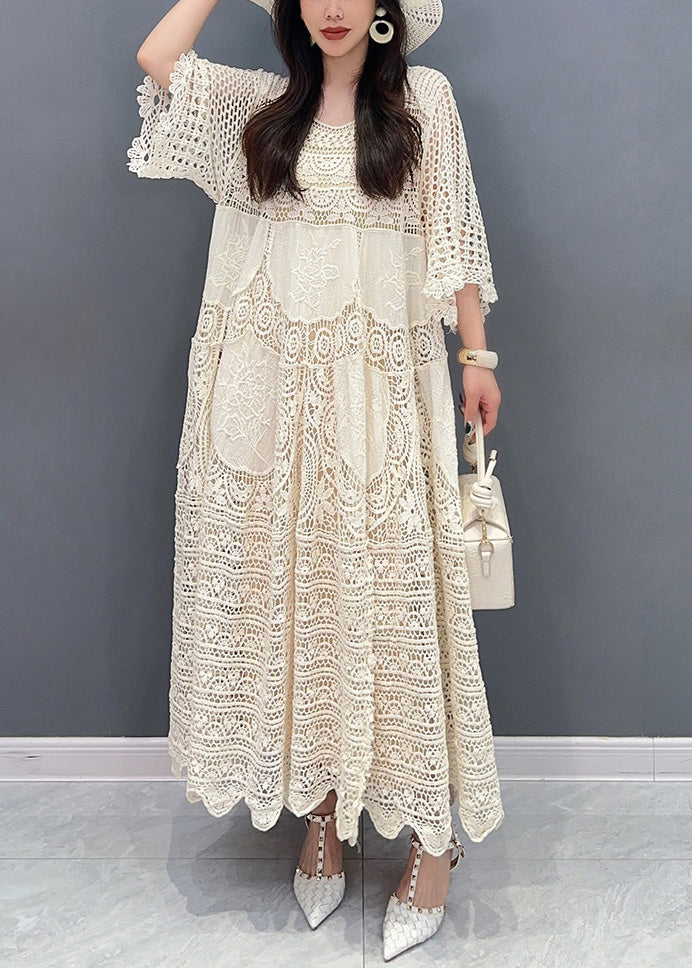 Beautifully Finished Dress in a Timeless Design