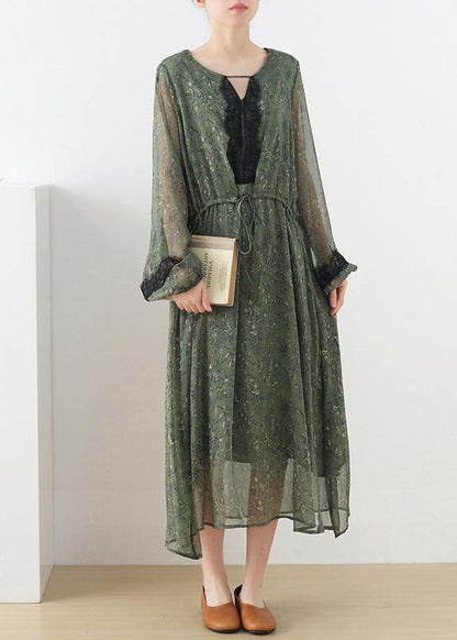 A Vintage Style Dress with Delicate Timeless Details