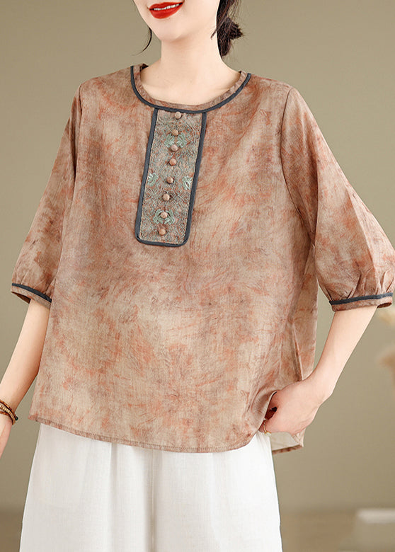 Classic Vintage Top with a Flattering Fit