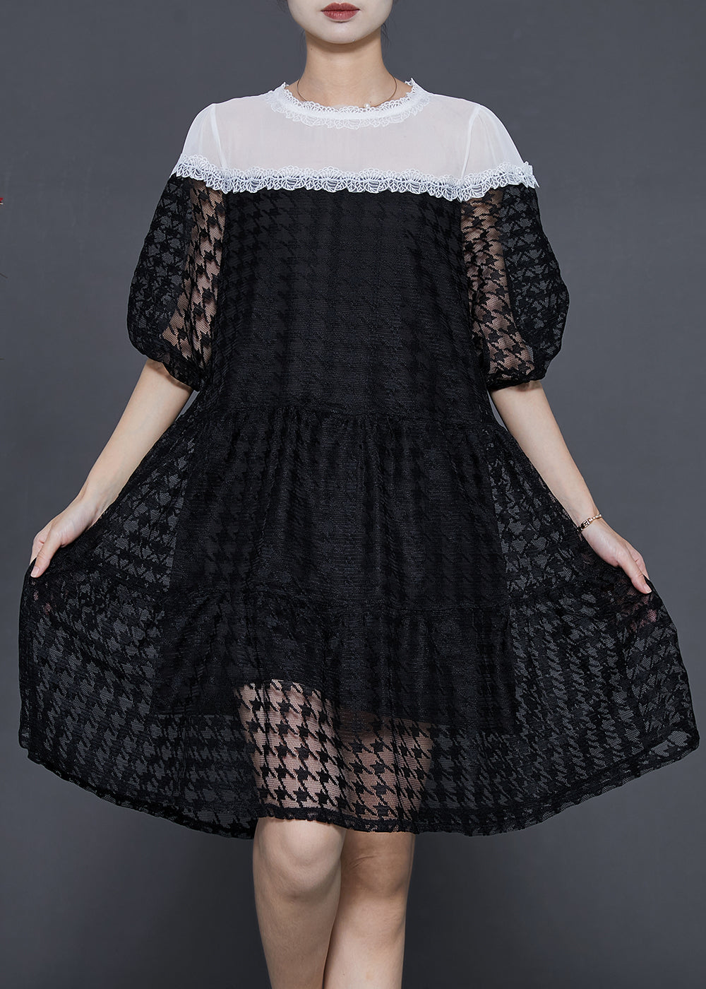 Gracefully Styled Dress for Any Occasion