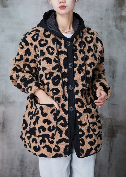 Effortlessly Elegant Coat with a Timeless Design