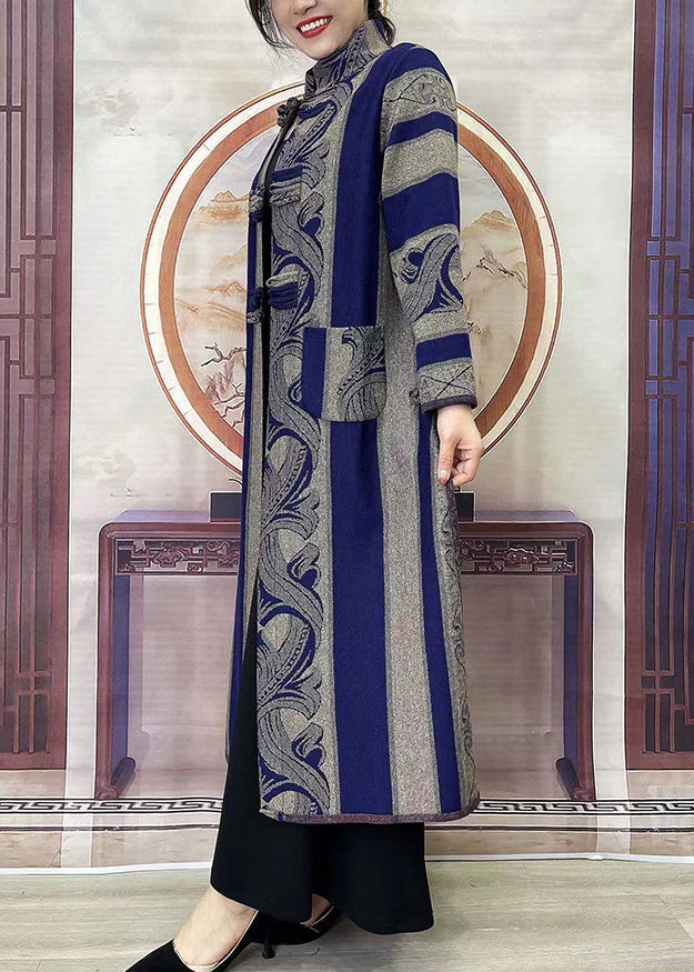Effortlessly Elegant Coat with a Timeless Design