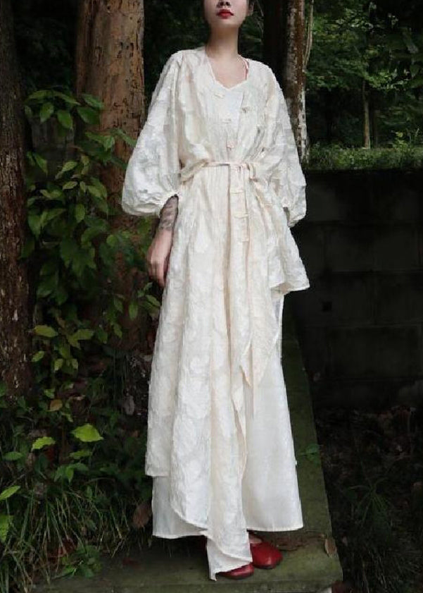 Well Tailored Cardigan with a Graceful Silhouette
