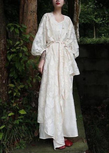 Well Tailored Cardigan with a Graceful Silhouette