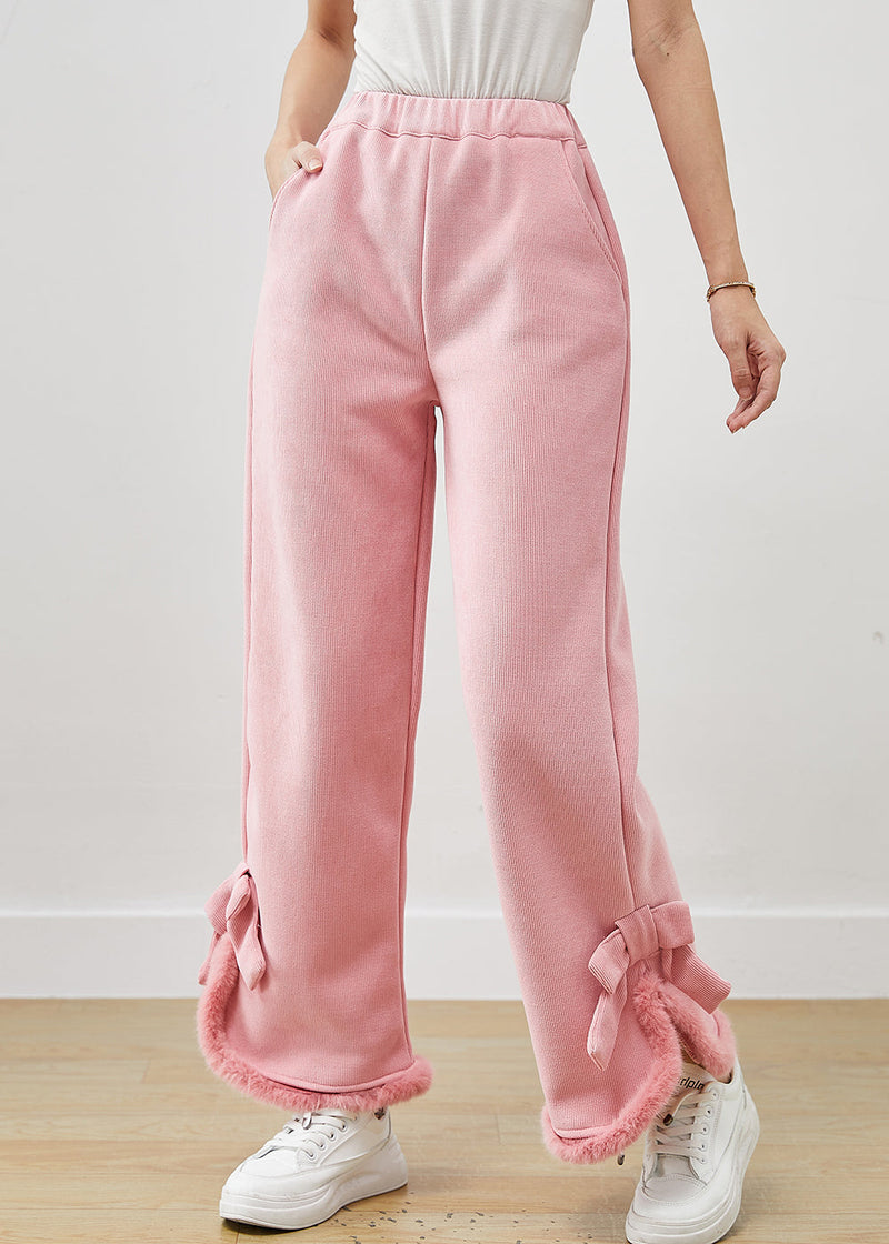 Effortlessly Elegant Pants with a Timeless Design