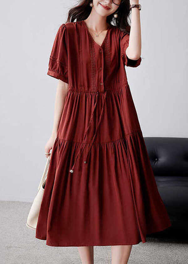 Beautifully Finished Dress in a Timeless Design