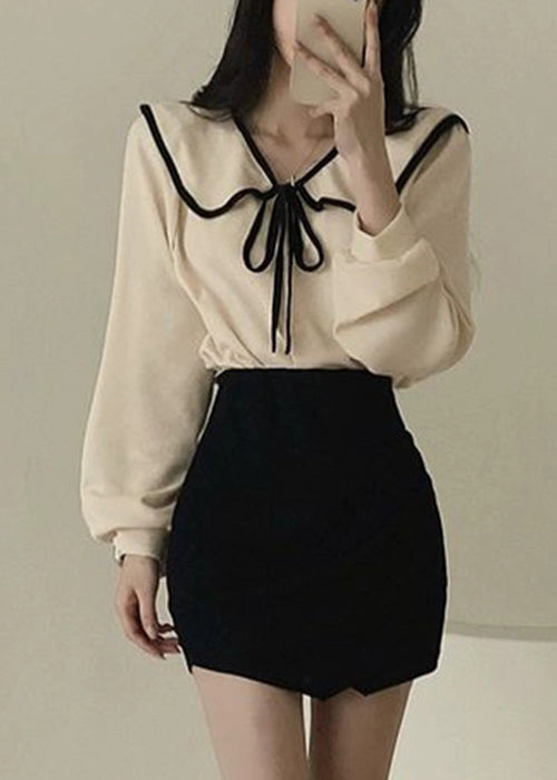 Beautifully Crafted Blouse in a Classic Style