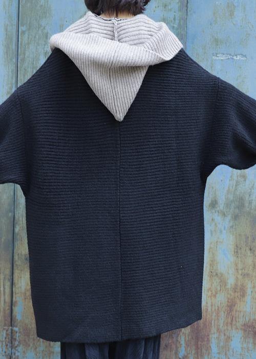 Gracefully Styled Top for Any Occasion