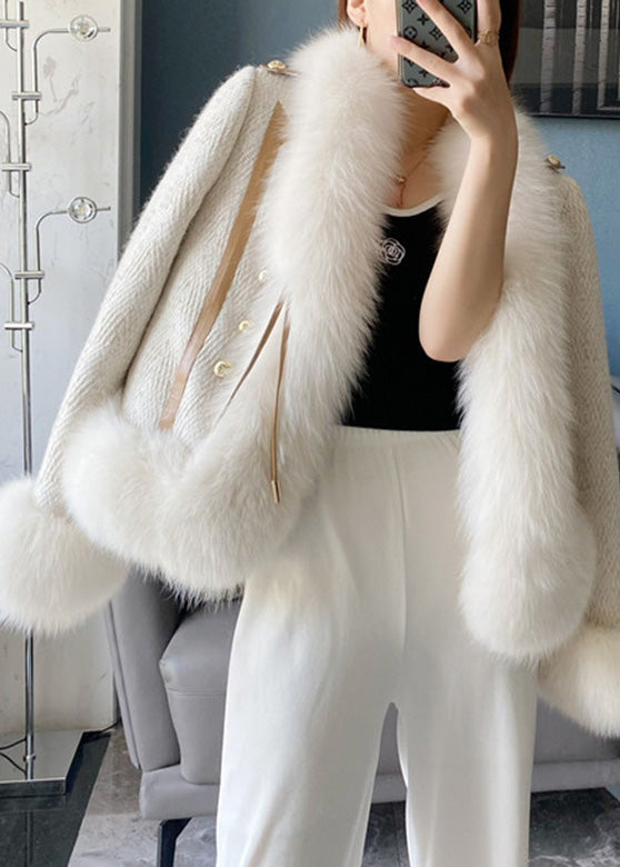 Sophisticated Coat with a Clean Classic Look