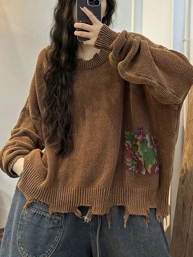 Classic Vintage Sweater with a Flattering Fit