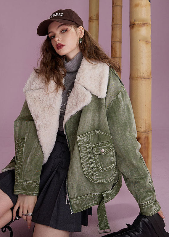 Classic Vintage Coat with a Flattering Fit