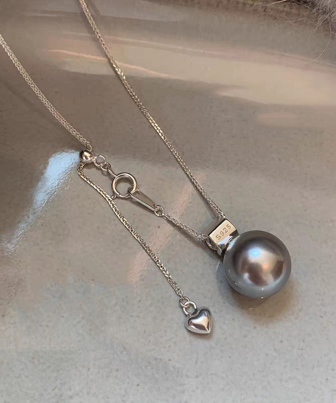 Romantic Silver Necklace for Special Moments