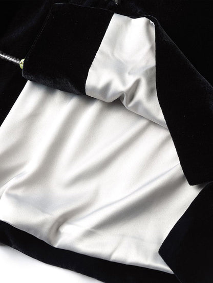 Beautifully Balanced Top with Timeless Character