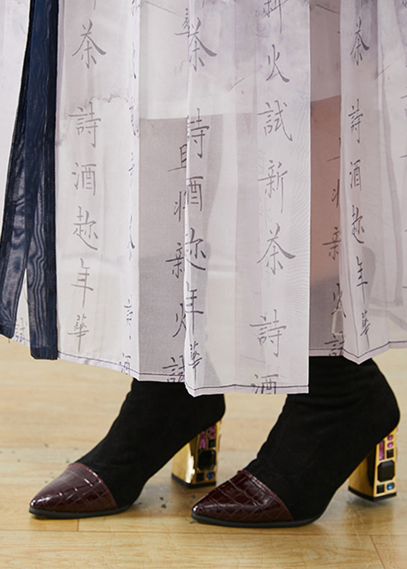 Sophisticated Garment with a Clean Classic Look